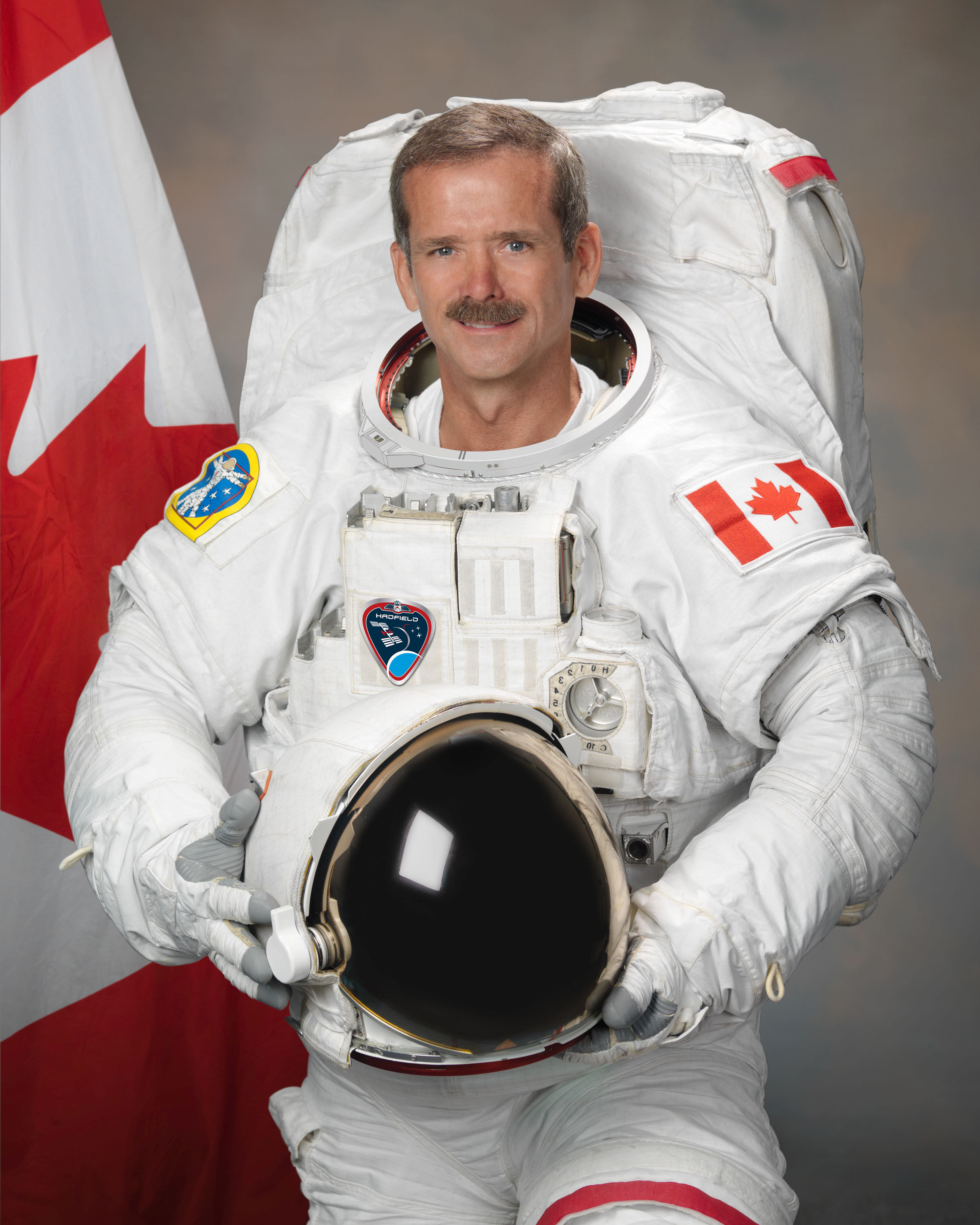 Chris_Hadfield_2011.jpg